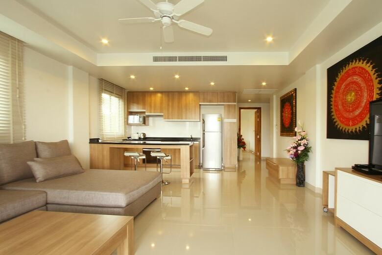 Apartamentos Surin Sabai