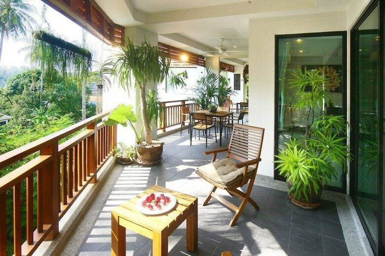 Apartamentos Surin Sabai