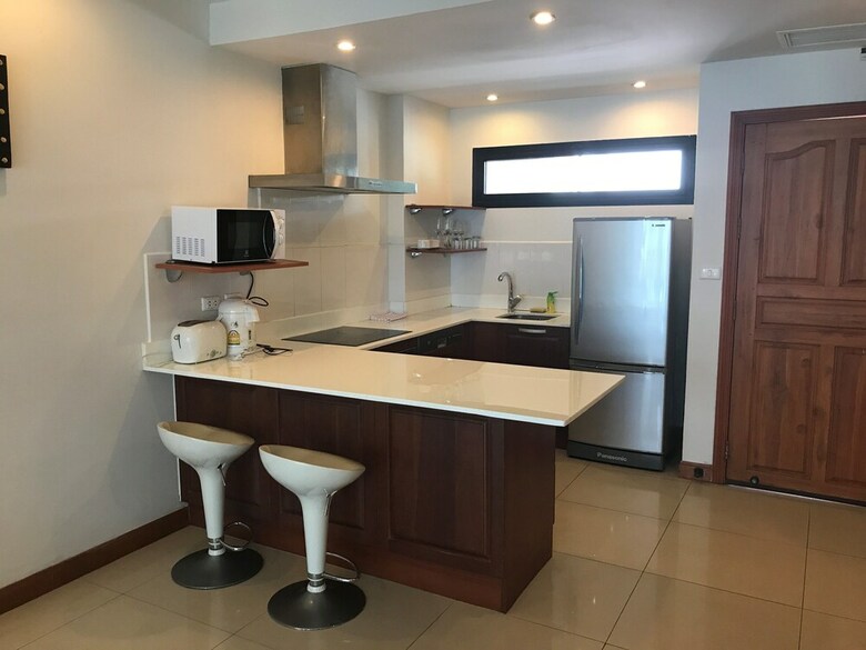 Apartamentos Surin Sabai