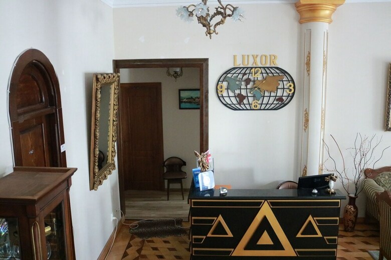 Hotel Luxor