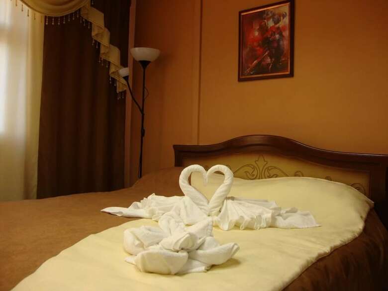 Fab Mini Hotel