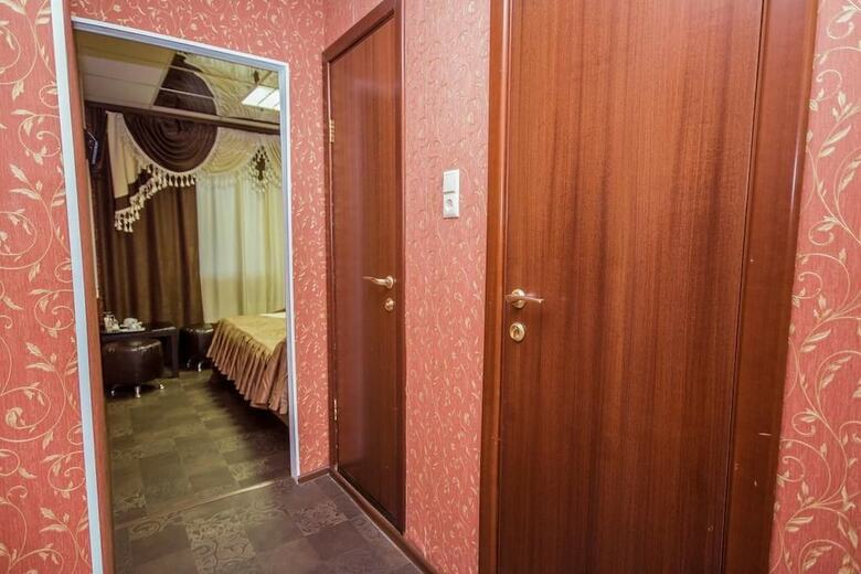 Fab Mini Hotel