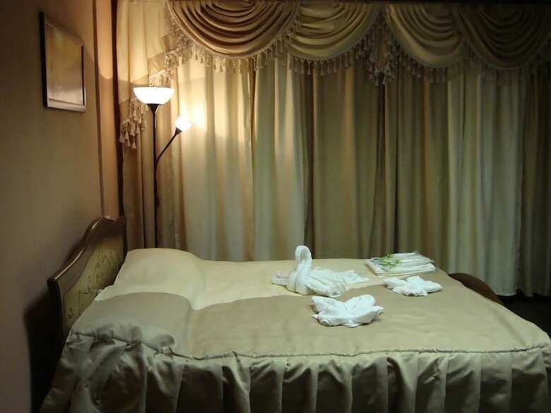 Fab Mini Hotel