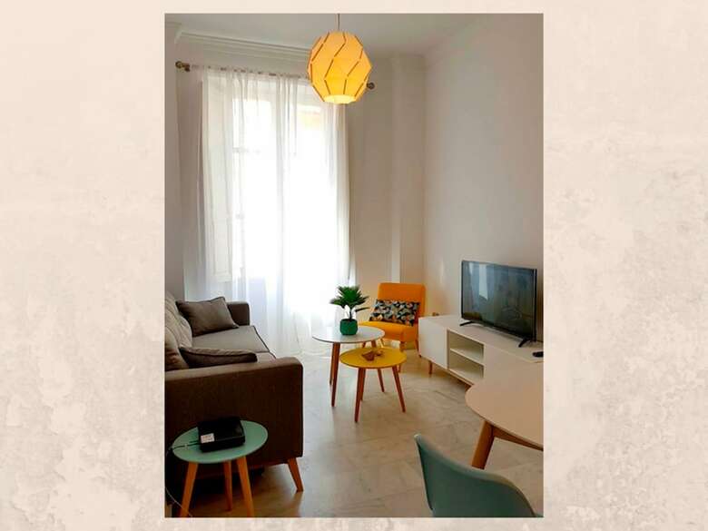 Renthas Perchel Apartment