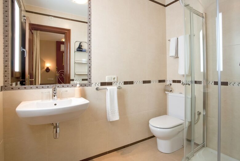 Hostal Rodri - Adults Only