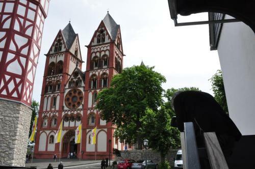 Hostal G�stehaus Priester