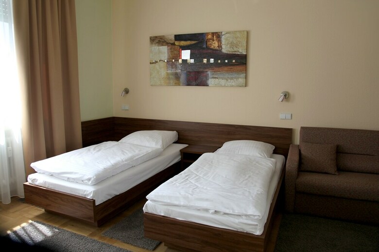 Hotel Am Charlottenplatz