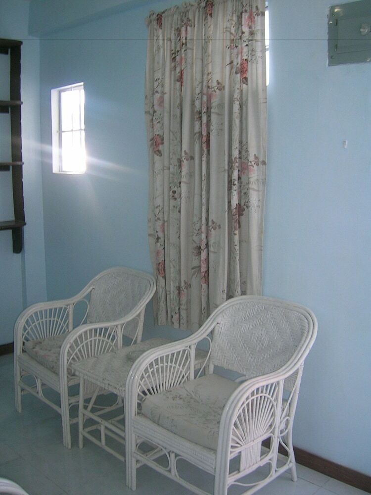2br Unit 5 Jefrell Apartments