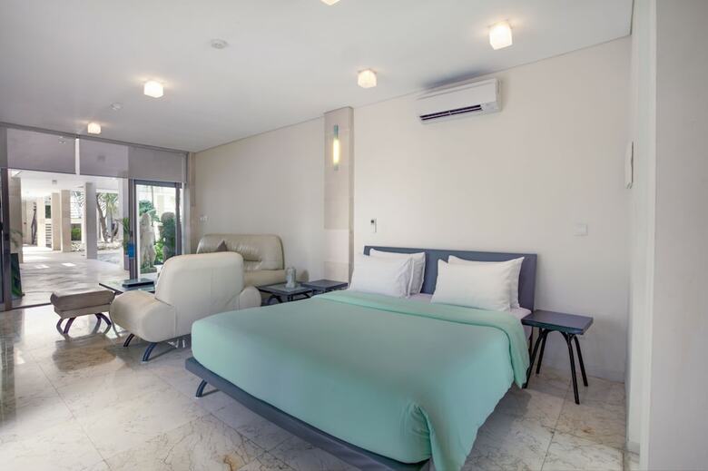 Hotel Furamaxclusive Ocean Beach, Seminyak, Bali