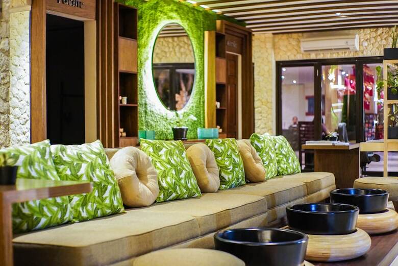 Hotel Furamaxclusive Ocean Beach, Seminyak, Bali