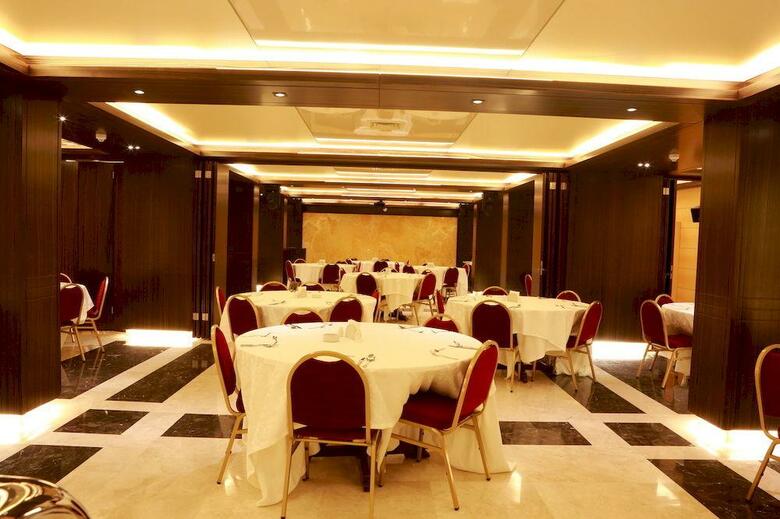 Imperial Suites Hotel