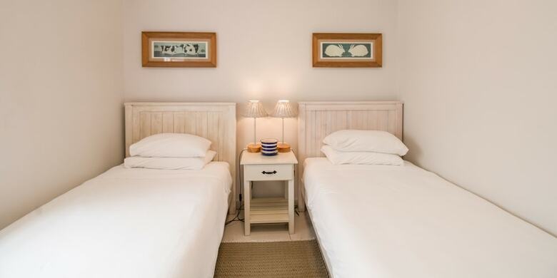 Apartamentos Langebaan Kite Cottages