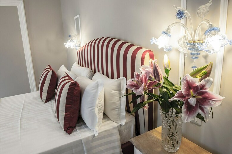 Hotel Babuino Grand Suite Luxury Rooms