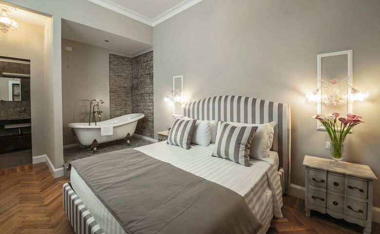 Hotel Babuino Grand Suite Luxury Rooms