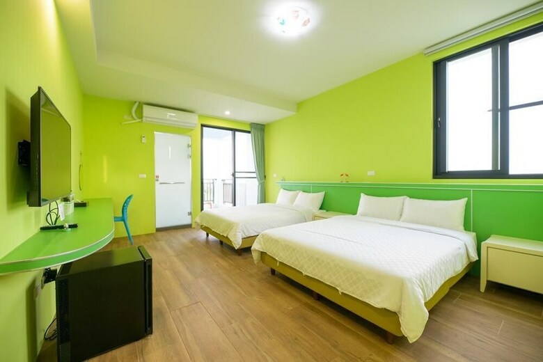 Villa 2 Lane 9 Sea View Homestay