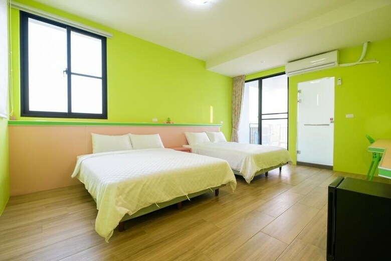 Villa 2 Lane 9 Sea View Homestay