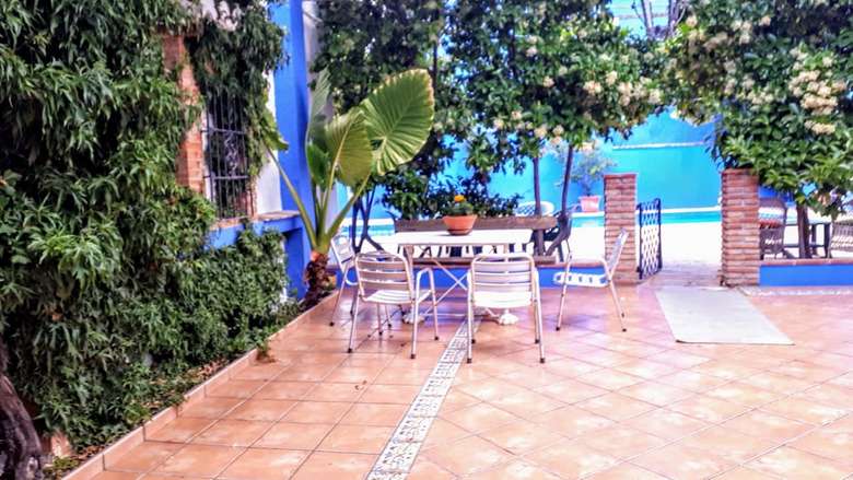 La Casa De �llora