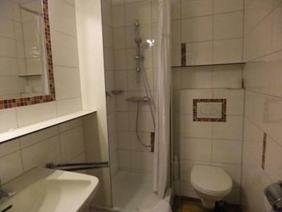 Hostal Hotel Strandhof M�hnesee