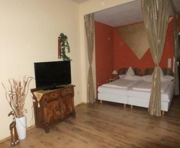 Hostal Hotel Strandhof M�hnesee