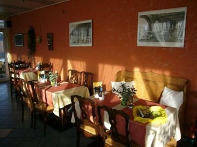 Hostal Hotel Strandhof M�hnesee