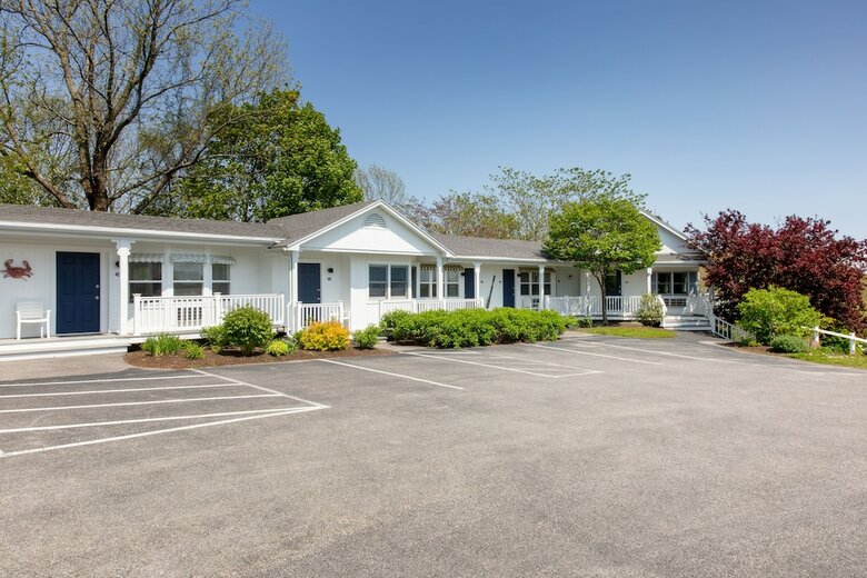 Motel Glen Cove Inn & Suites