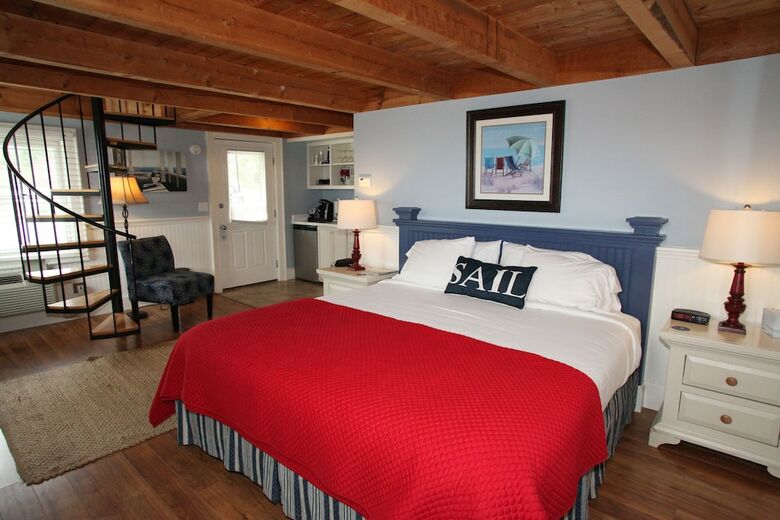 Motel Glen Cove Inn & Suites