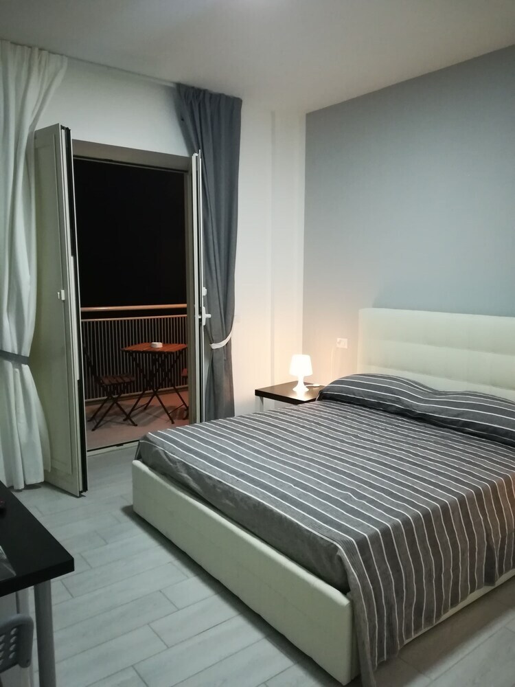 Bed & Breakfast Neapolis Center