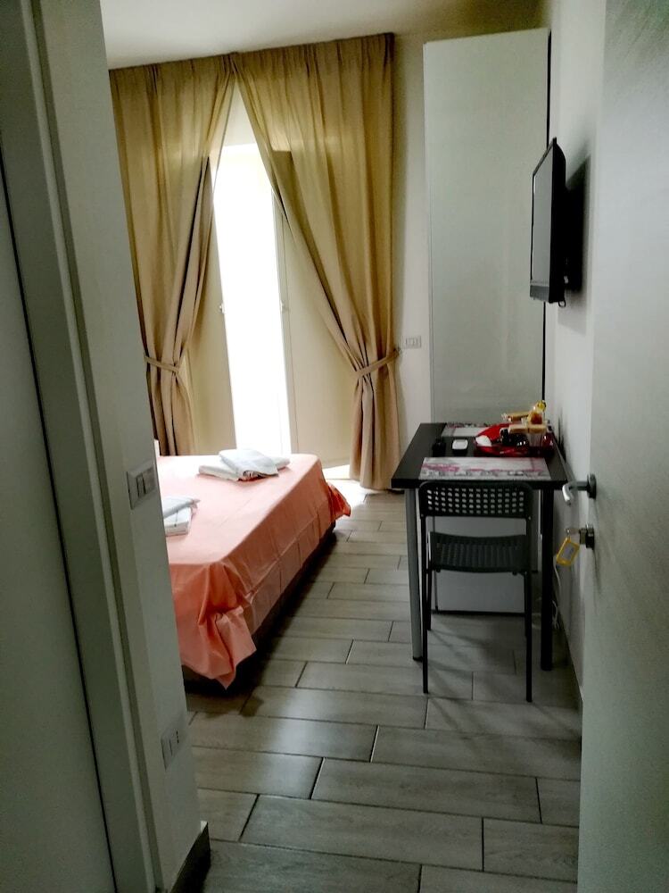 Bed & Breakfast Neapolis Center