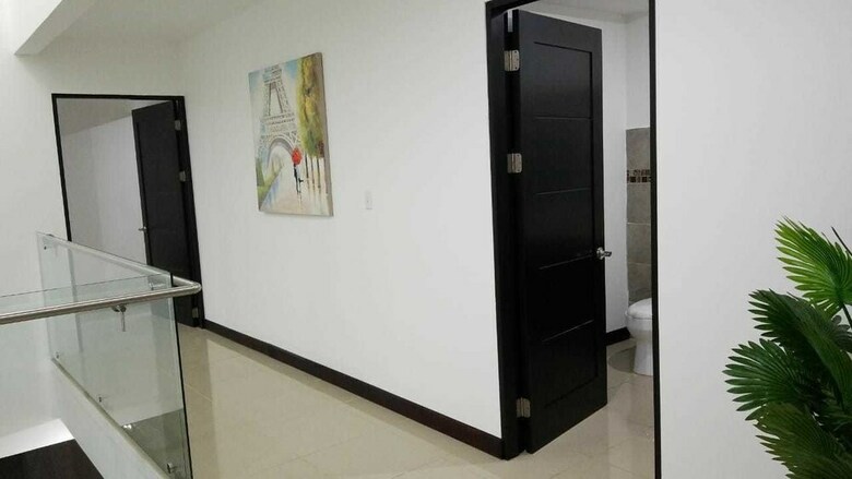 Las Yagrumas Condo Escazu