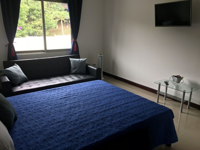 Las Yagrumas Condo Escazu