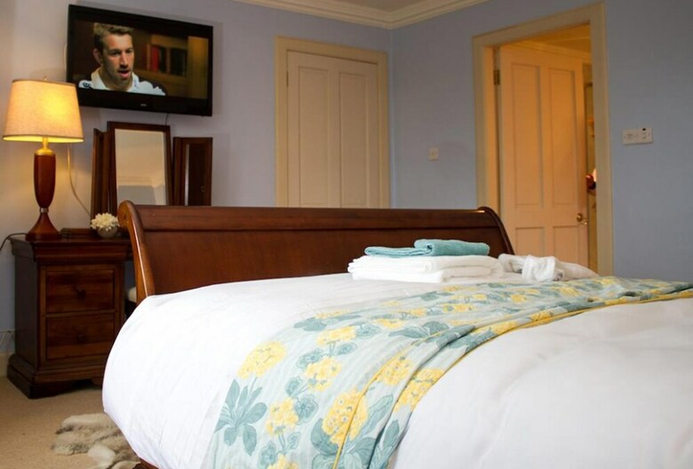 Abbotshaw House - Farm B&B