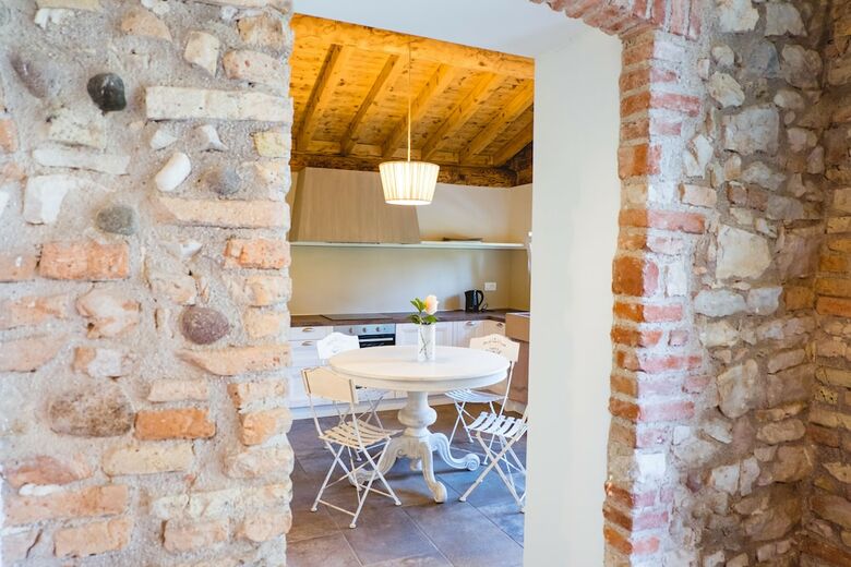 Apartamento Villa Colli Storici - Near Provenza Cantine