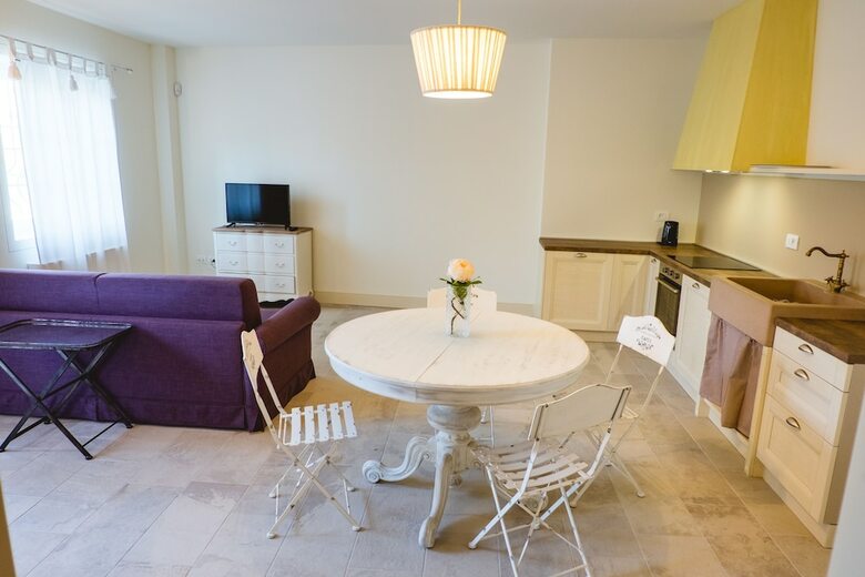 Apartamento Villa Colli Storici - Near Provenza Cantine