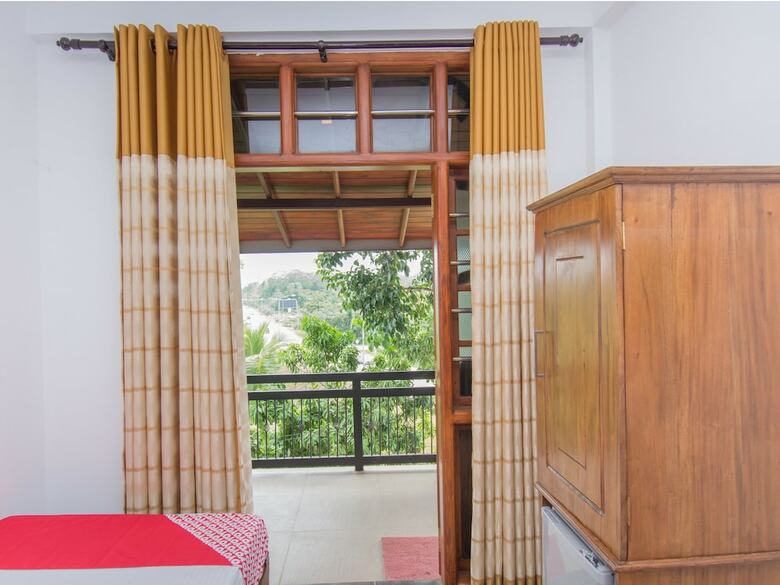 Hotel Oyo 240 Grand Highway Resort