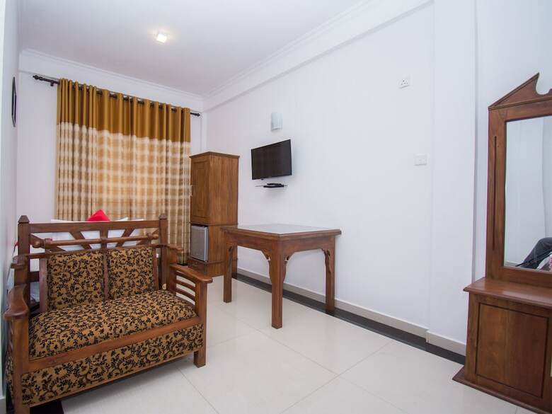 Hotel Oyo 240 Grand Highway Resort