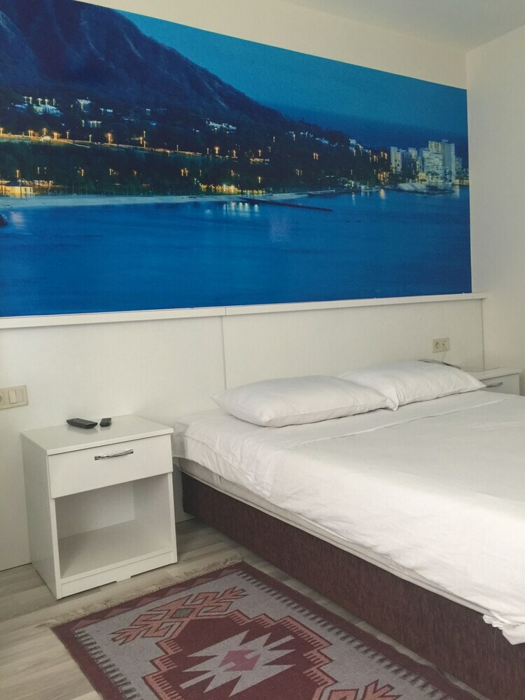 Mesut Hotel