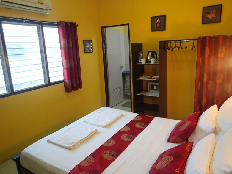 Hotel Captain Nemo Guesthouse