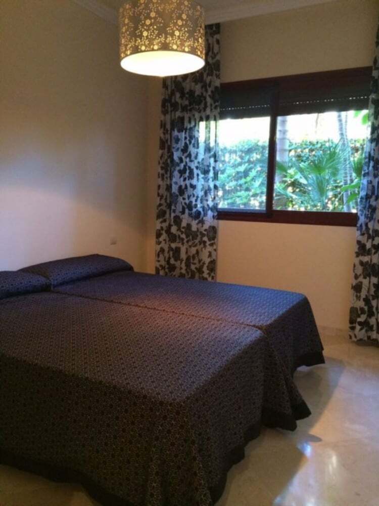 Apartamentos Jardines De Don Carlos 3 Bedroom, Beachside