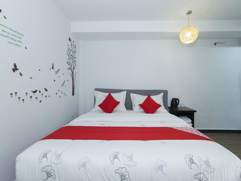Oyo 893 Hotel Holmes Kelana Jaya
