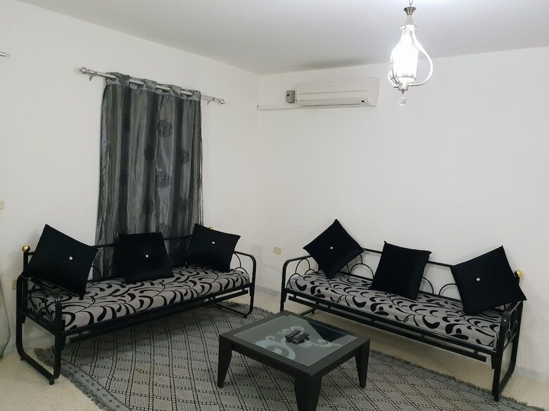 Apartamentos Menzel Rayen