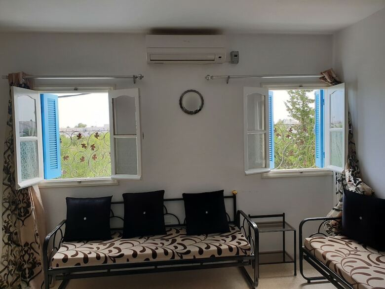 Apartamentos Menzel Rayen