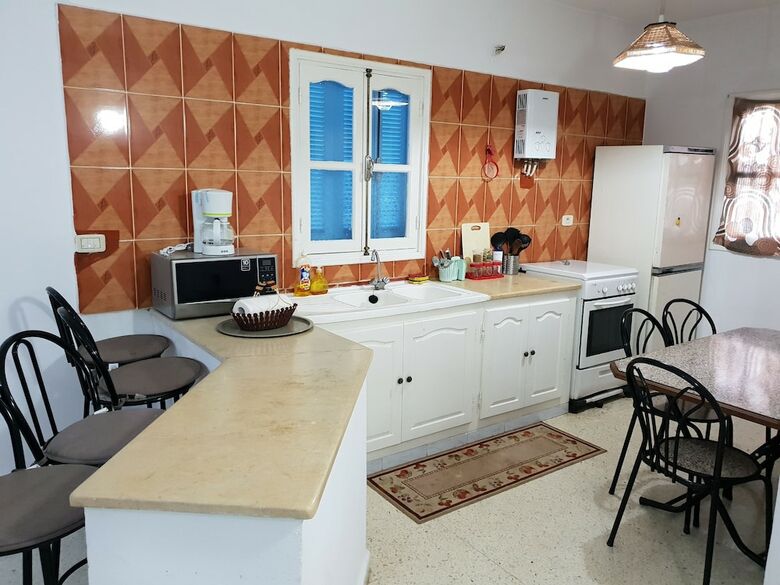 Apartamentos Menzel Rayen