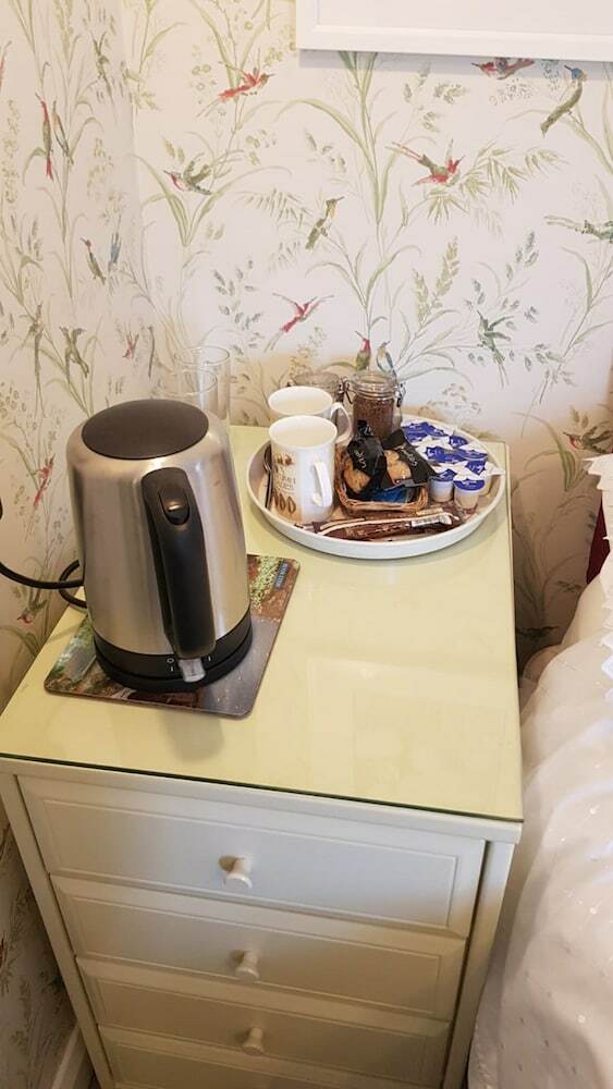 Bed & Breakfast Holly House