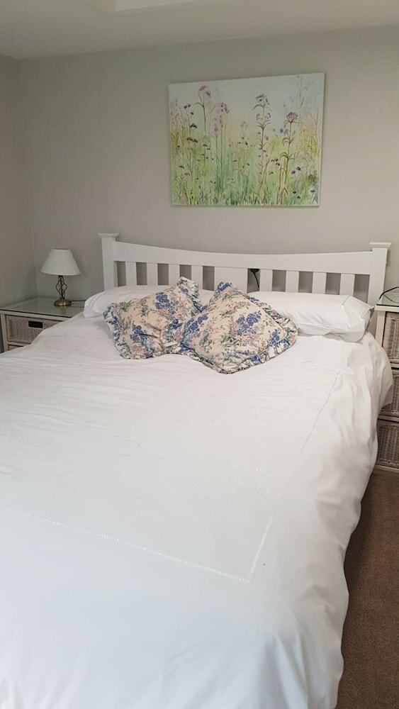 Bed & Breakfast Holly House