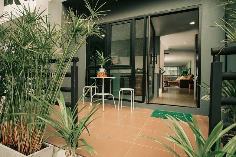 Hostal Kohabitat Samui - Adults Only
