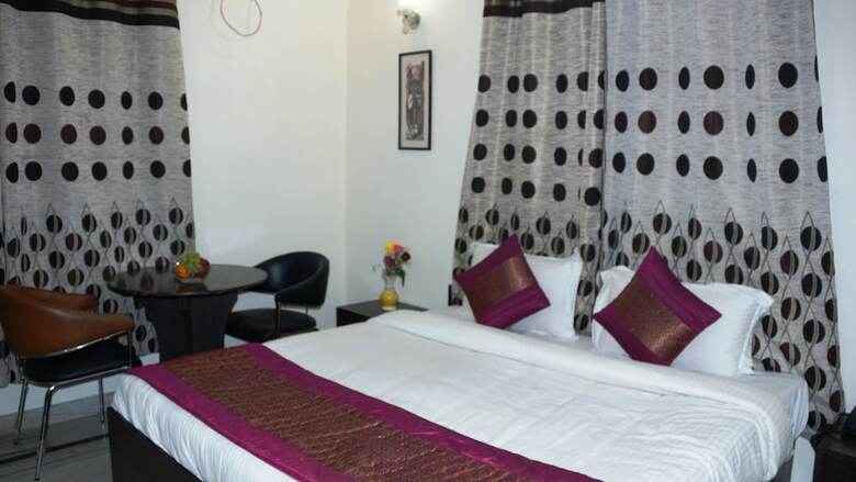 Hotel Maxfort Medicity