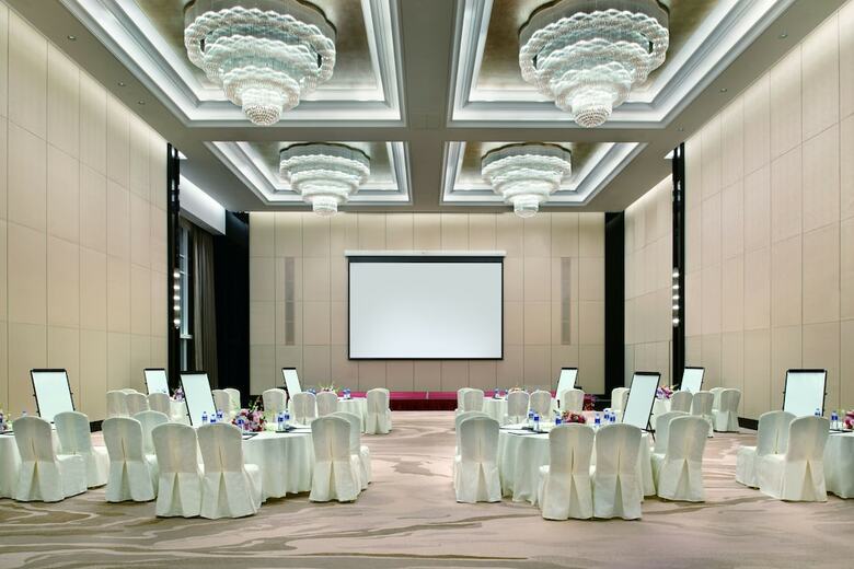 Hotel Crowne Plaza Huailai