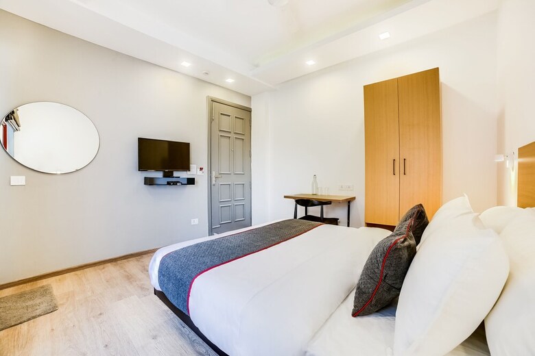 Hotel Oyo Flagship 15228 South City2