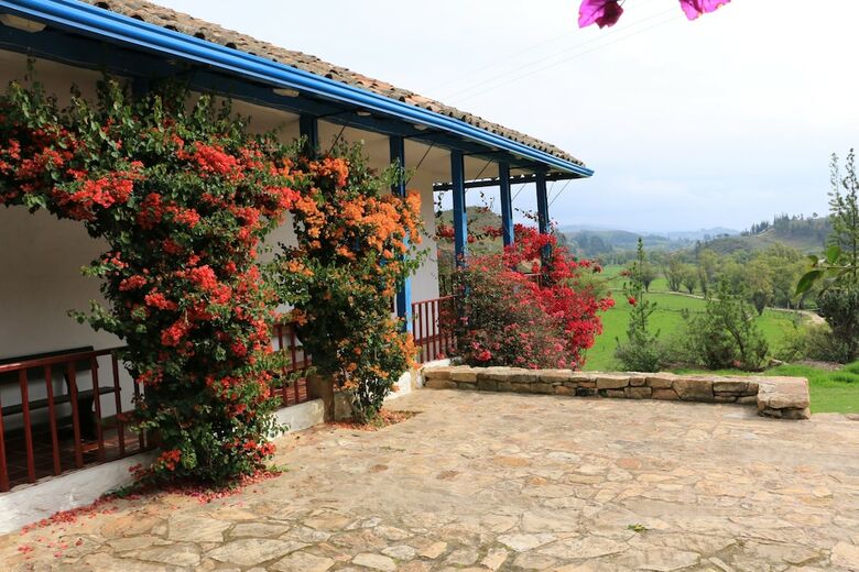 Bed & Breakfast Hotel La Casona De Suanoga