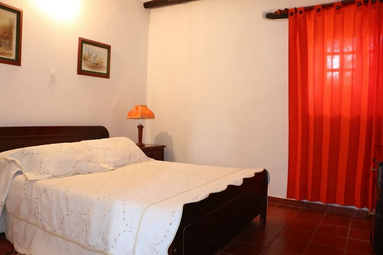 Bed & Breakfast Hotel La Casona De Suanoga